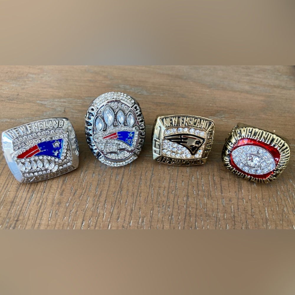 New England Patriots Replica Championship Rings (4) GO PATS! 🏈